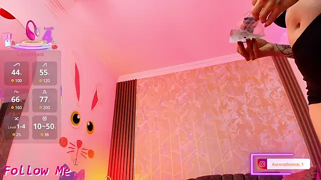 Aurora thomas  1 online show from 03-02-25, 02:15