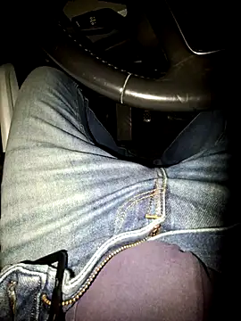 Nzino1983 online show from 03-26-26, 05:33