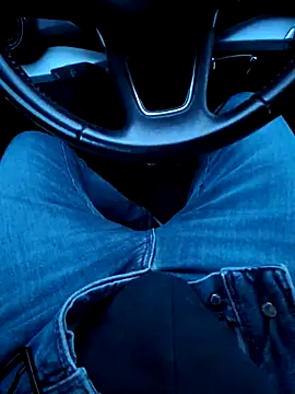 Nzino1983 online show from 04-13-26, 05:28