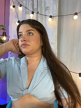 Lia little18 online show from 05-21-26, 08:06