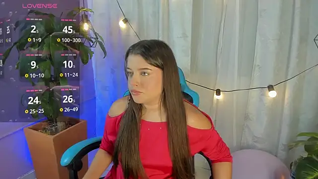 Lia little18 online show from 05-28-26, 08:48