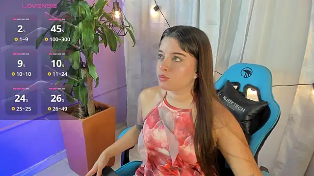 Lia little18 online show from 06-04-26, 10:25