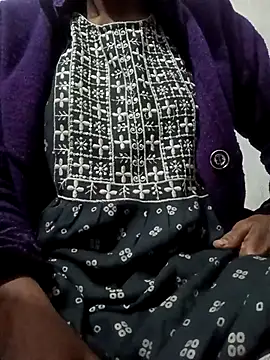 Snapshot of Sexy_Tanya69 chatting on 12-04-25, 03:33 Sexy Tanya69 online show from 12-04-25, 03:33