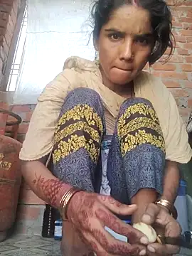 Snapshot of Sexy_Tanya69 chatting on 10-13-25, 04:58 Sexy Tanya69 online show from 10-13-25, 04:58