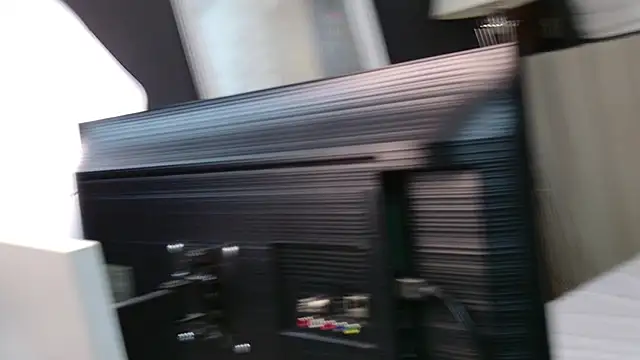 Elly Ross online show from 03-03-25, 08:19