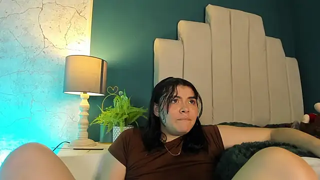 Zoe Cheshire online show from 02-28-25, 06:32