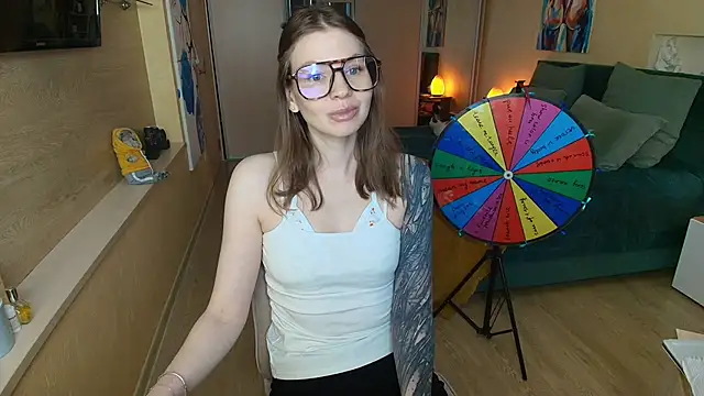 Snapshot of ReginaSparkle chatting on 02-09-26, 05:05 ReginaSparkle online show from 02-09-26, 05:05