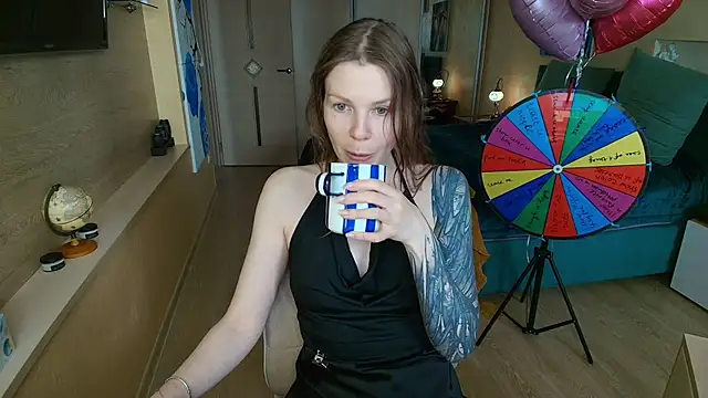 ReginaSparkle online show from 05-13-26, 07:48