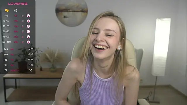 Snapshot of OdelinaEliot chatting on 02-14-25, 01:51 OdelinaEliot online show from 02-14-25, 01:51