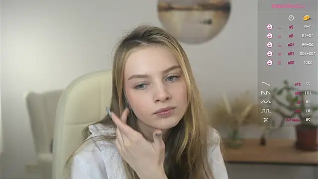 Snapshot of OdelinaEliot chatting on 01-29-25, 07:00 OdelinaEliot online show from 01-29-25, 07:00