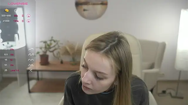 Snapshot of OdelinaEliot chatting on 02-05-25, 11:02 OdelinaEliot online show from 02-05-25, 11:02