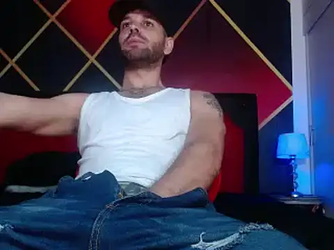 Snapshot of Cristian_white chatting on 02-21-25, 04:59 Cristian white online show from 02-21-25, 04:59
