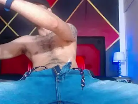 Snapshot of Cristian_white chatting on 02-27-25, 05:05 Cristian white online show from 02-27-25, 05:05