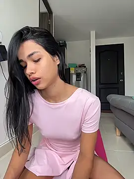 Bella Smiith  online show from 12-16-25, 02:32