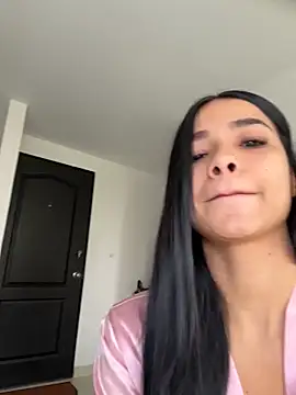 Bella Smiith  online show from 12-15-25, 01:28