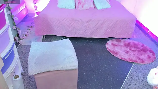 ScarlettDreamss7 online show from 12-19-25, 11:34