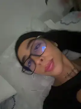 Snapshot of sophierooy22 chatting on 06-30-26, 07:47 sophierooy22 online show from 06-30-26, 07:47