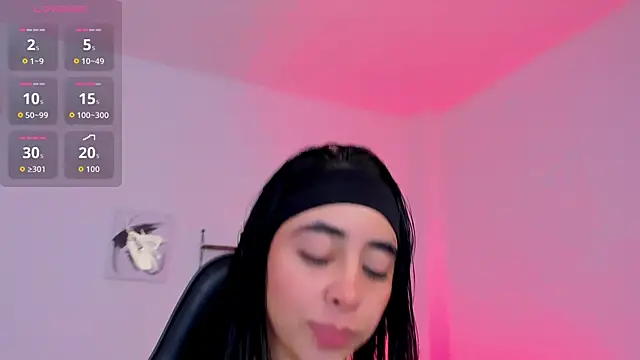 sophierooy22 online show from 02-19-26, 03:53