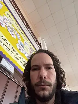 Snapshot of Prolapse_Pig chatting on 11-25-25, 06:19 Prolapse Pig online show from 11-25-25, 06:19