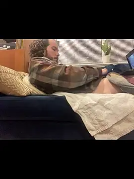 Snapshot of Prolapse_Pig chatting on 12-20-25, 01:30 Prolapse Pig online show from 12-20-25, 01:30