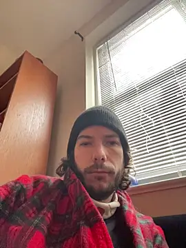 Snapshot of Prolapse_Pig chatting on 11-15-25, 01:37 Prolapse Pig online show from 11-15-25, 01:37