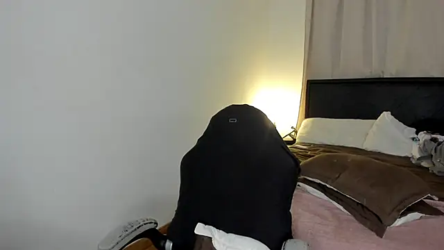 brithany olson25 online show from 02-05-26, 01:01