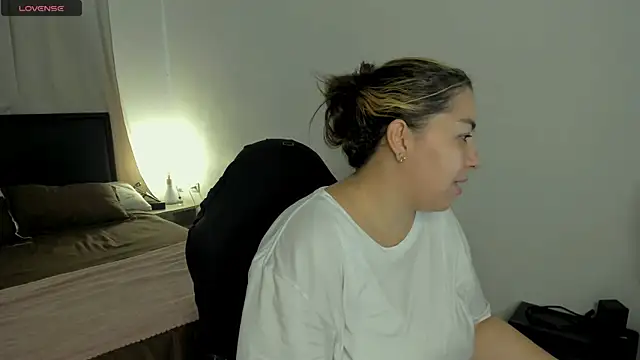 brithany olson25 online show from 03-20-26, 09:38