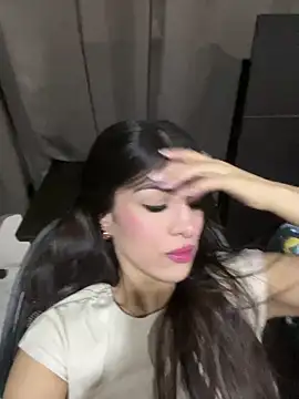 thompsonabella666 online show from 02-05-25, 06:48