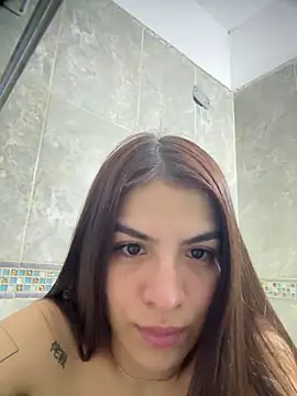 thompsonabella666 online show from 04-05-26, 03:02