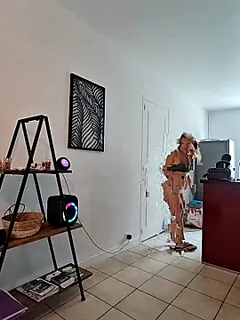 SweetyNinaOff1 online show from 09-22-25, 01:06