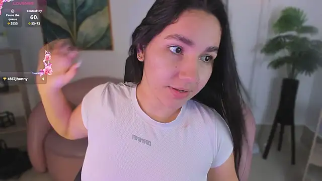 Snapshot of Ayha_khalaf chatting on 02-02-26, 02:21 Ayha khalaf online show from 02-02-26, 02:21