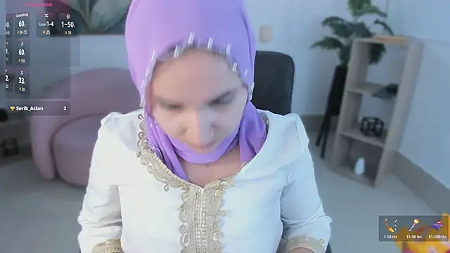 Snapshot of Ayha_khalaf chatting on 11-05-25, 01:31 Ayha khalaf online show from 11-05-25, 01:31