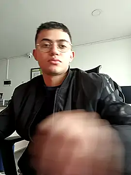 Thonny-becker online show from 02-08-25, 12:17