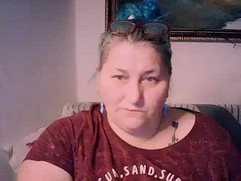 Marryllunax online show from 12-02-25, 03:25