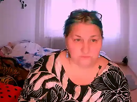 Marryllunax online show from 01-18-26, 02:20