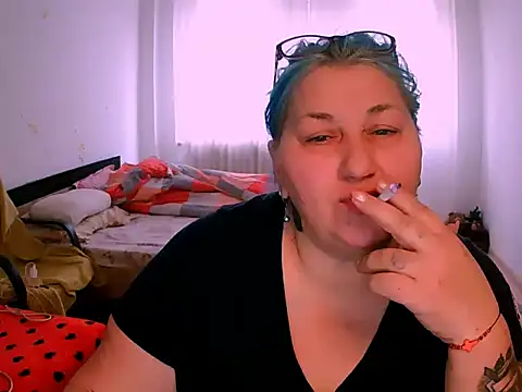 Marryllunax online show from 01-07-26, 10:42