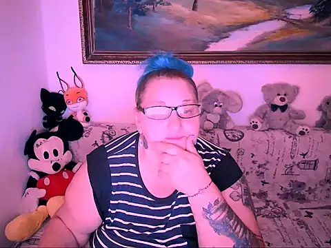 Marryllunax online show from 09-14-25, 07:14