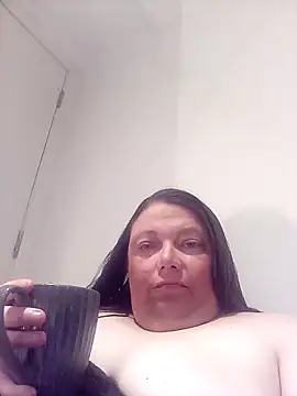 Snapshot of HotHornyEmmaX chatting on 02-04-25, 07:44 HotHornyEmmaX online show from 02-04-25, 07:44