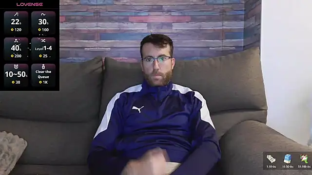 Snapshot of machohiberiko chatting on 10-30-25, 05:43 machohiberiko online show from 10-30-25, 05:43