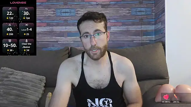 Snapshot of machohiberiko chatting on 11-06-25, 04:33 machohiberiko online show from 11-06-25, 04:33