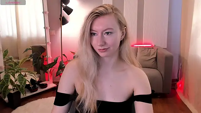 Snapshot of Rachel_Rut chatting on 03-03-25, 05:16 Rachel Rut online show from 03-03-25, 05:16