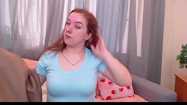 Snapshot of MarthaSimons chatting on 04-14-26, 04:06 MarthaSimons online show from 04-14-26, 04:06