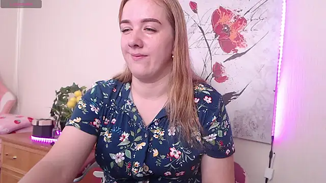 MarthaSimons online show from 06-26-26, 04:07
