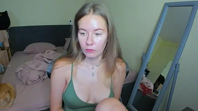 Snapshot of EmilyPaw chatting on 09-16-25, 11:11 EmilyPaw online show from 09-16-25, 11:11