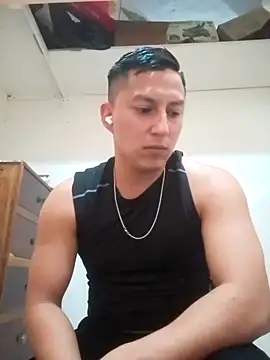 LuisMex1998 online show from 10-30-25, 05:50