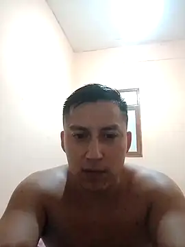 Snapshot of LuisMex1998 chatting on 10-23-25, 01:21 LuisMex1998 online show from 10-23-25, 01:21