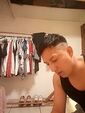 LuisMex1998 online show from 02-12-26, 01:44