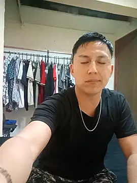 LuisMex1998 online show from 04-13-26, 02:37