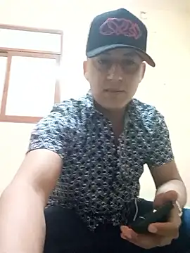 LuisMex1998 online show from 01-12-26, 01:23