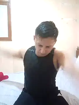 LuisMex1998 online show from 11-04-25, 10:08